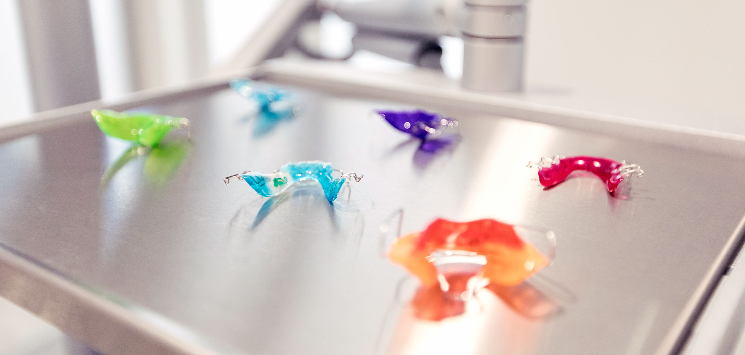 Verschiedene Farben für herausnehmbare Zahnspangen in Friedrichsdorf - Champ KFO